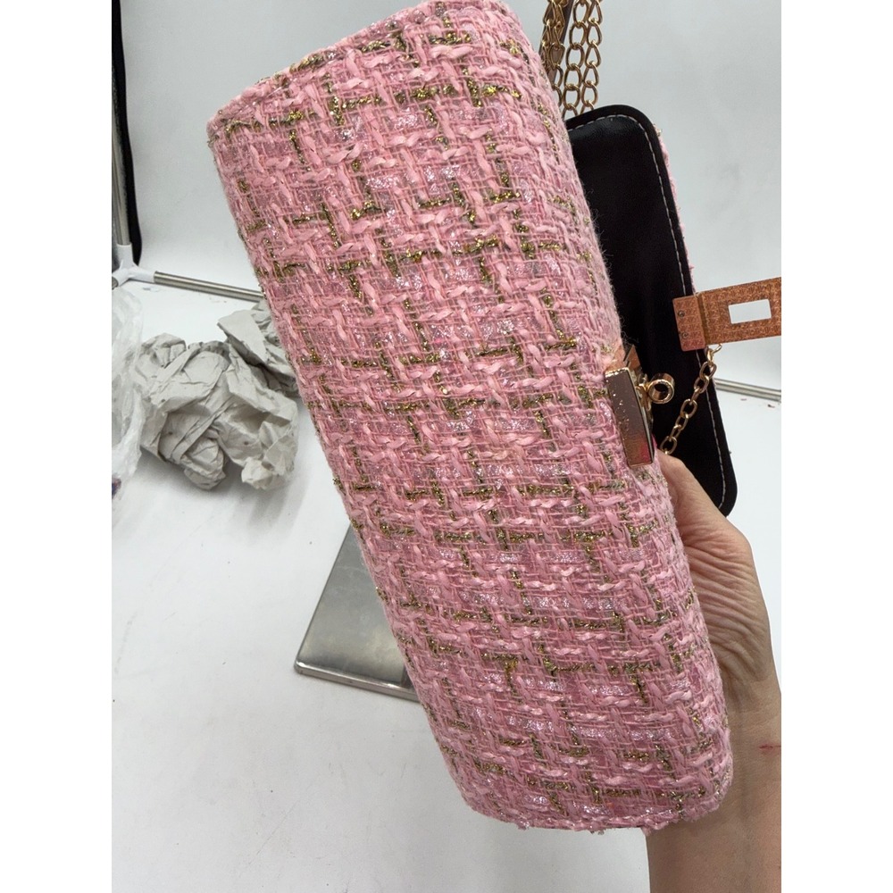Pink Tweed Gold Metallic Chain Strap Fashion Shoulder Bag with Turn Lock Closure - Picture 9 of 9